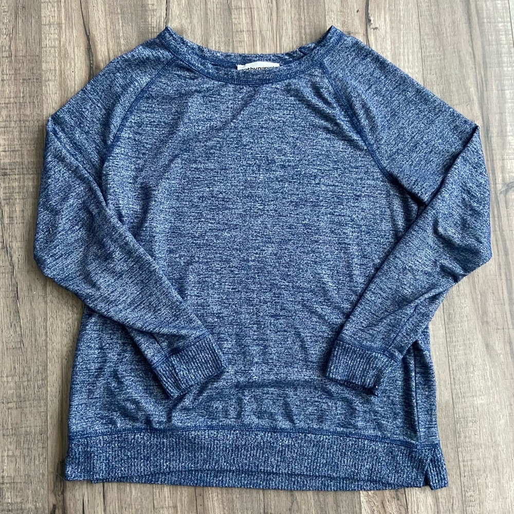 Women’s heathered blue top size Medium